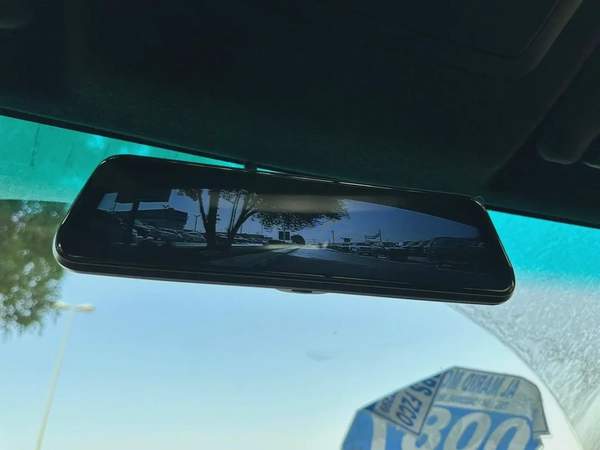 2025 Toyota Hilux GR Sport - GCC Specs - Brand New