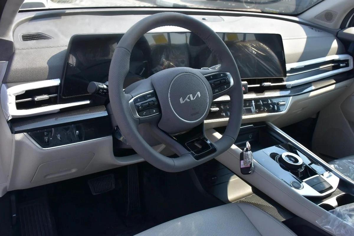 KIA SPORTAGE LUXURY 1.5 TURBO 2025 | WHITE-3-3