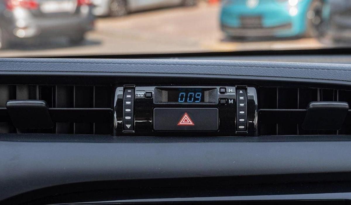 Toyota Hilux TOYOTA HILUX DC 2.4D MT 4X4 P.WINDOW MY2024– SILVER-9-9