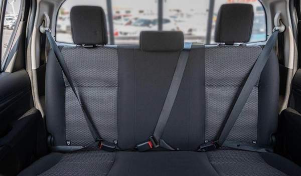 Toyota Hilux TOYOTA HILUX DC 2.4D MT 4X4 P.WINDOW MY2024– SILVER
