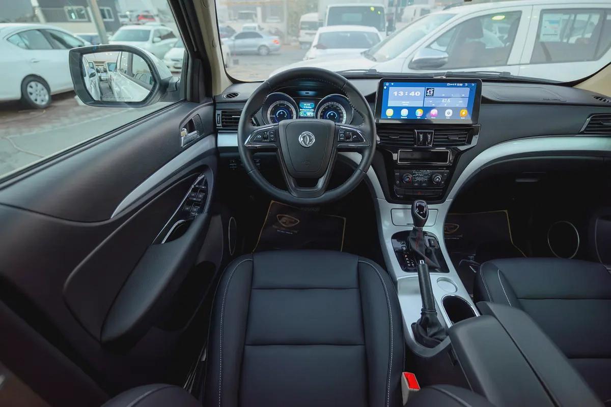 Dongfeng Rich 6 | Double Cabin 4X2 | Automatic | GCC Specs | Ref#D02185-7-7