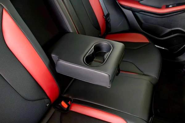 Geely Coolray GF