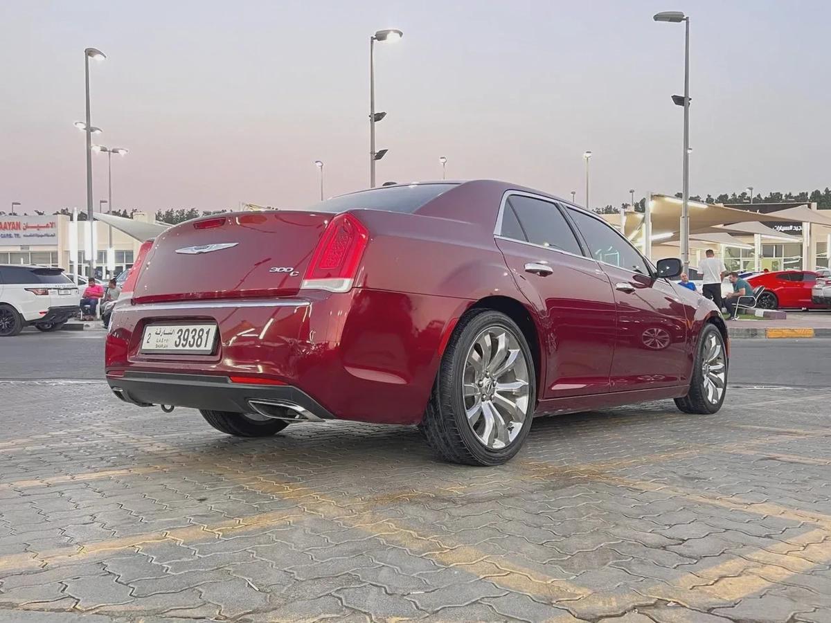 2015 Chrysler 300C-4-4