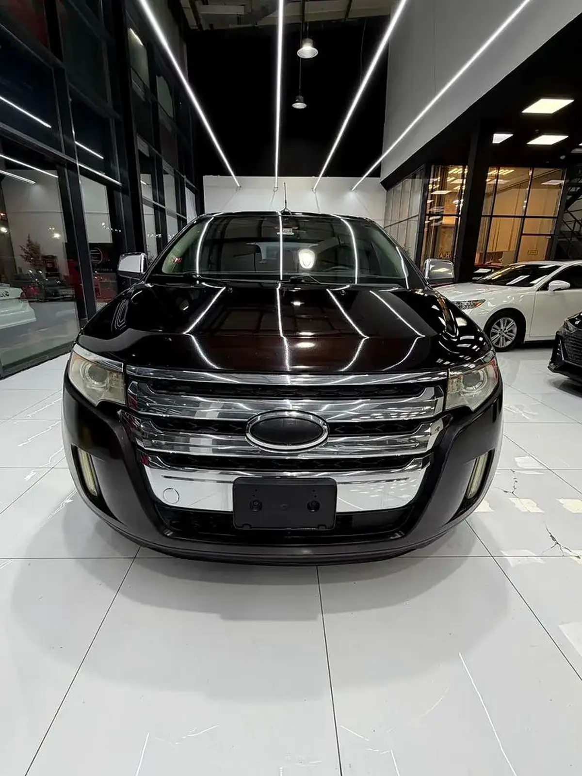 Ford Edge Full option Gcc-2-2