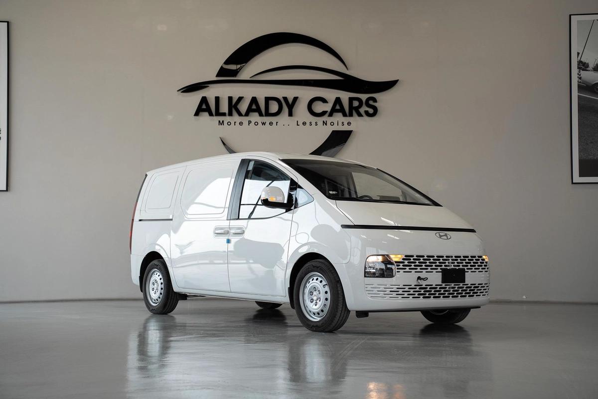 Hyundai STARIA 2025 – Diesel – Automatic – 3-Seater Van-17-17