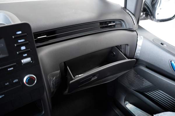 Hyundai STARIA 2025 – Diesel – Automatic – 3-Seater Van