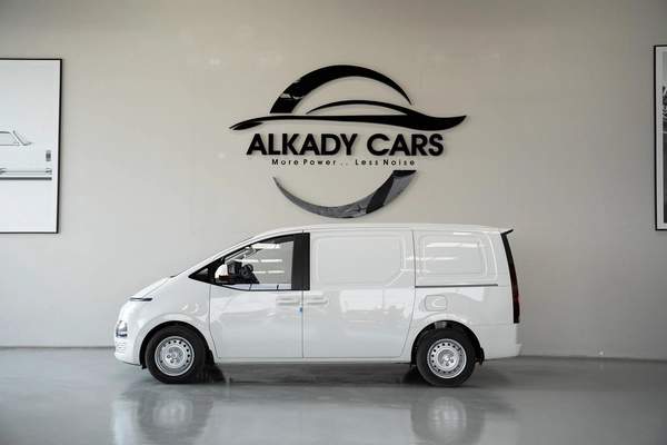 Hyundai STARIA 2025 – Diesel – Automatic – 3-Seater Van