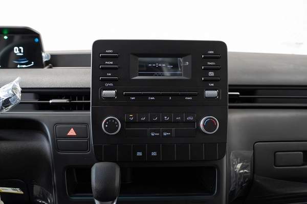 Hyundai STARIA 2025 – Diesel – Automatic – 3-Seater Van