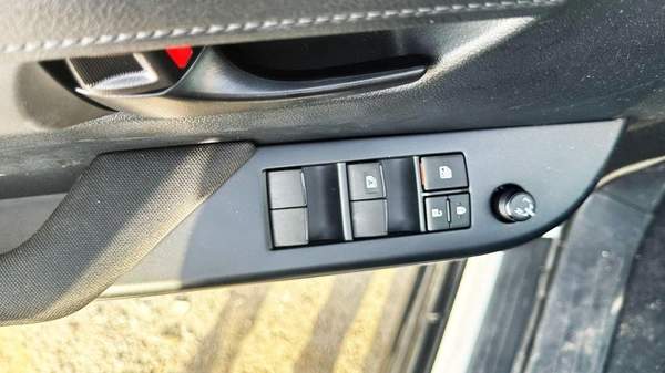 Toyota Hilux Toyota Hilux 2.7 petrol Manuel 2025 basic option four wheels