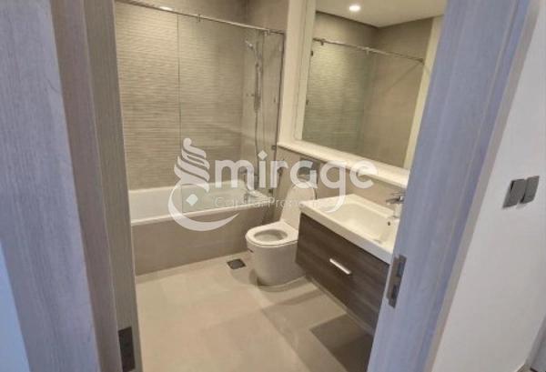 Fully Furnished 1BR APT | Premium Location