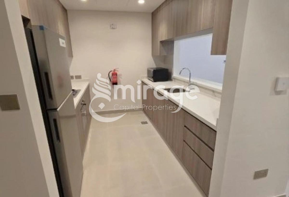 Fully Furnished 1BR APT | Premium Location-5-5