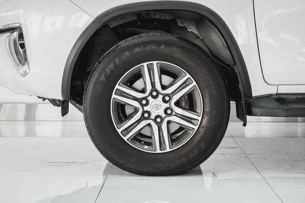 1 YR WARRANTY | GCC | 4.0L | GXR | AED 1,920 PM