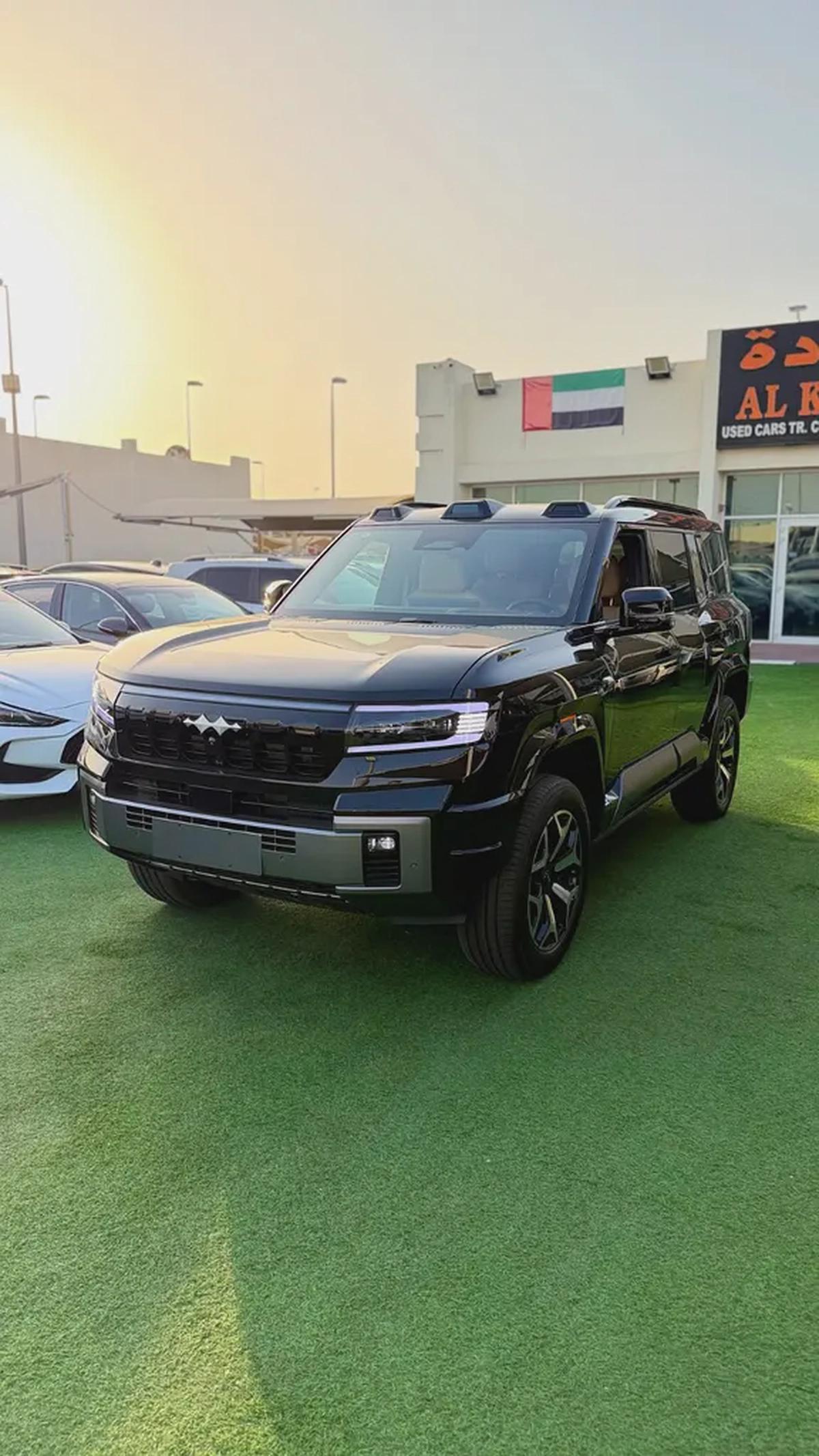 BYD Leopard 8 2025 Model | Zero KM | Ready | Top Trim | Luxury SUV-1-1