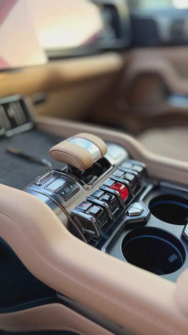 BYD Leopard 8 2025 Model | Zero KM | Ready | Top Trim | Luxury SUV