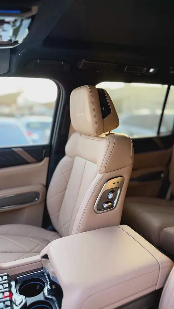 BYD Leopard 8 2025 Model | Zero KM | Ready | Top Trim | Luxury SUV