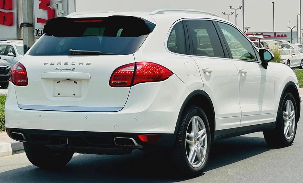 PORSCHE CAYENNE S | 2011 | BEIGE INTERIOR | ONLY : 79174 KM |JAPAN IMPORT | CLEAN TITLE-7-7