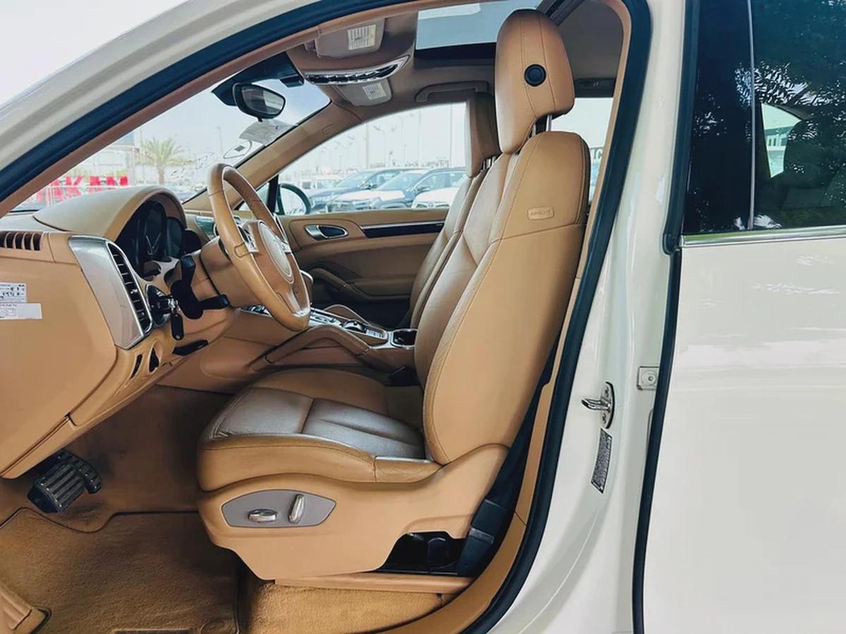 PORSCHE CAYENNE S | 2011 | BEIGE INTERIOR | ONLY : 79174 KM |JAPAN IMPORT | CLEAN TITLE-11-11