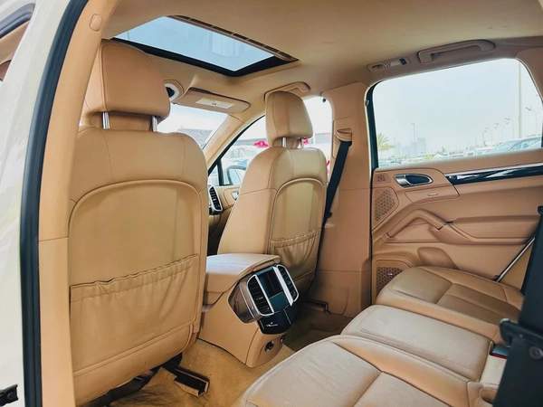 PORSCHE CAYENNE S | 2011 | BEIGE INTERIOR | ONLY : 79174 KM |JAPAN IMPORT | CLEAN TITLE