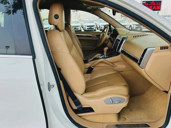 PORSCHE CAYENNE S | 2011 | BEIGE INTERIOR | ONLY : 79174 KM |JAPAN IMPORT | CLEAN TITLE