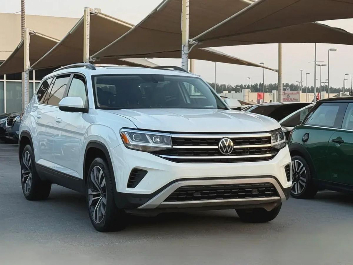 VOLKSWAGEN -ATLAS - 2022 - SE - V6 - 3,6L- FULL OPTIONS - ALL WHEEL DRIVE - AMERICAN SPECS CLEAN CAR-1-1