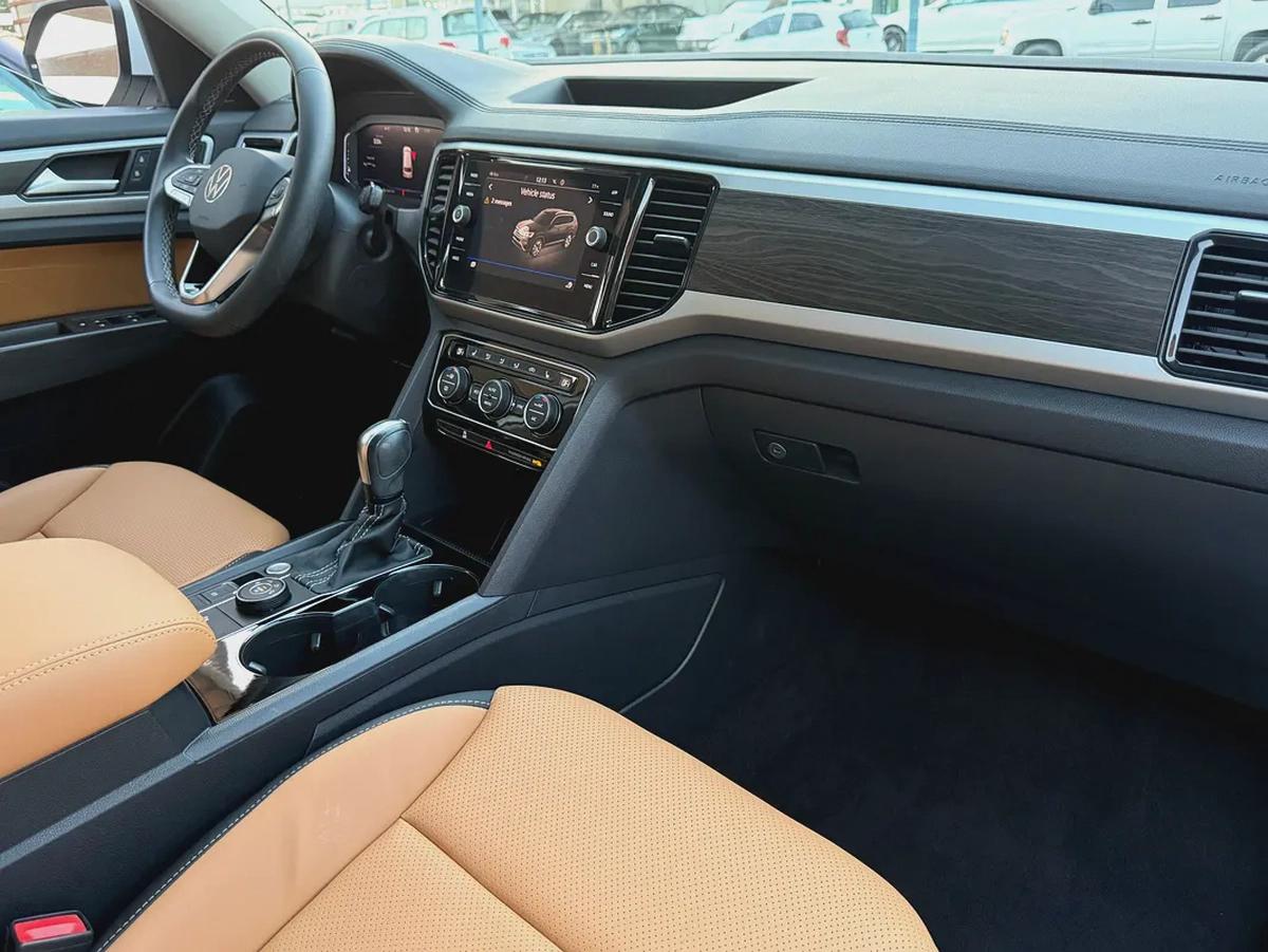 VOLKSWAGEN -ATLAS - 2022 - SE - V6 - 3,6L- FULL OPTIONS - ALL WHEEL DRIVE - AMERICAN SPECS CLEAN CAR-8-8