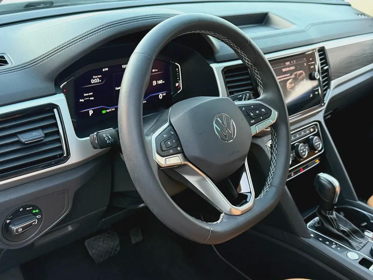 VOLKSWAGEN -ATLAS - 2022 - SE - V6 - 3,6L- FULL OPTIONS - ALL WHEEL DRIVE - AMERICAN SPECS CLEAN CAR-11-11