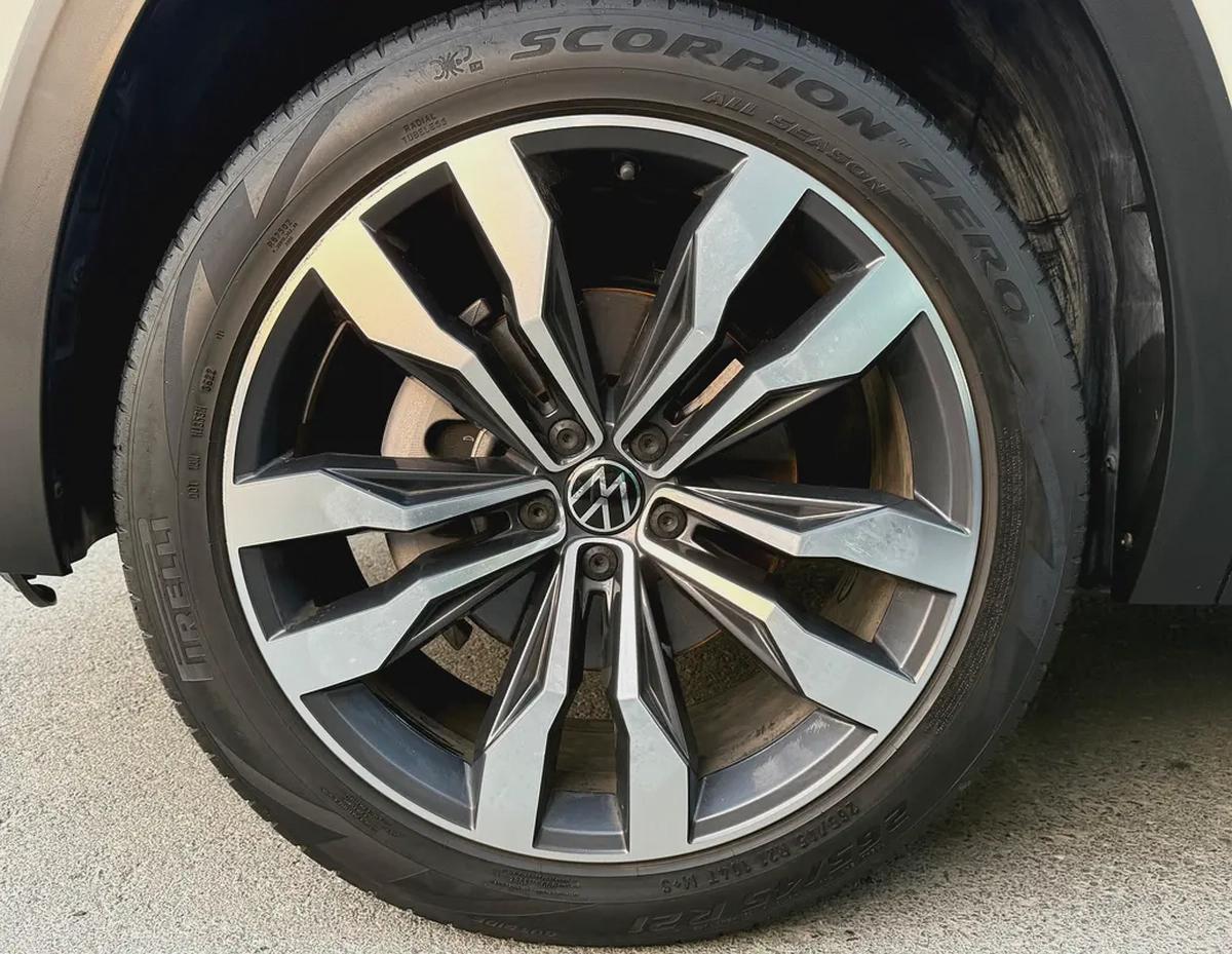 VOLKSWAGEN -ATLAS - 2022 - SE - V6 - 3,6L- FULL OPTIONS - ALL WHEEL DRIVE - AMERICAN SPECS CLEAN CAR-17-17