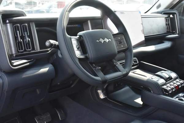LEOPARD 5 NAVIGATOR 2025 | BLACK