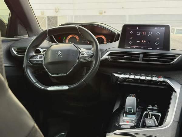 Peugeot 3008 GT Line 2018 - GCC Specs