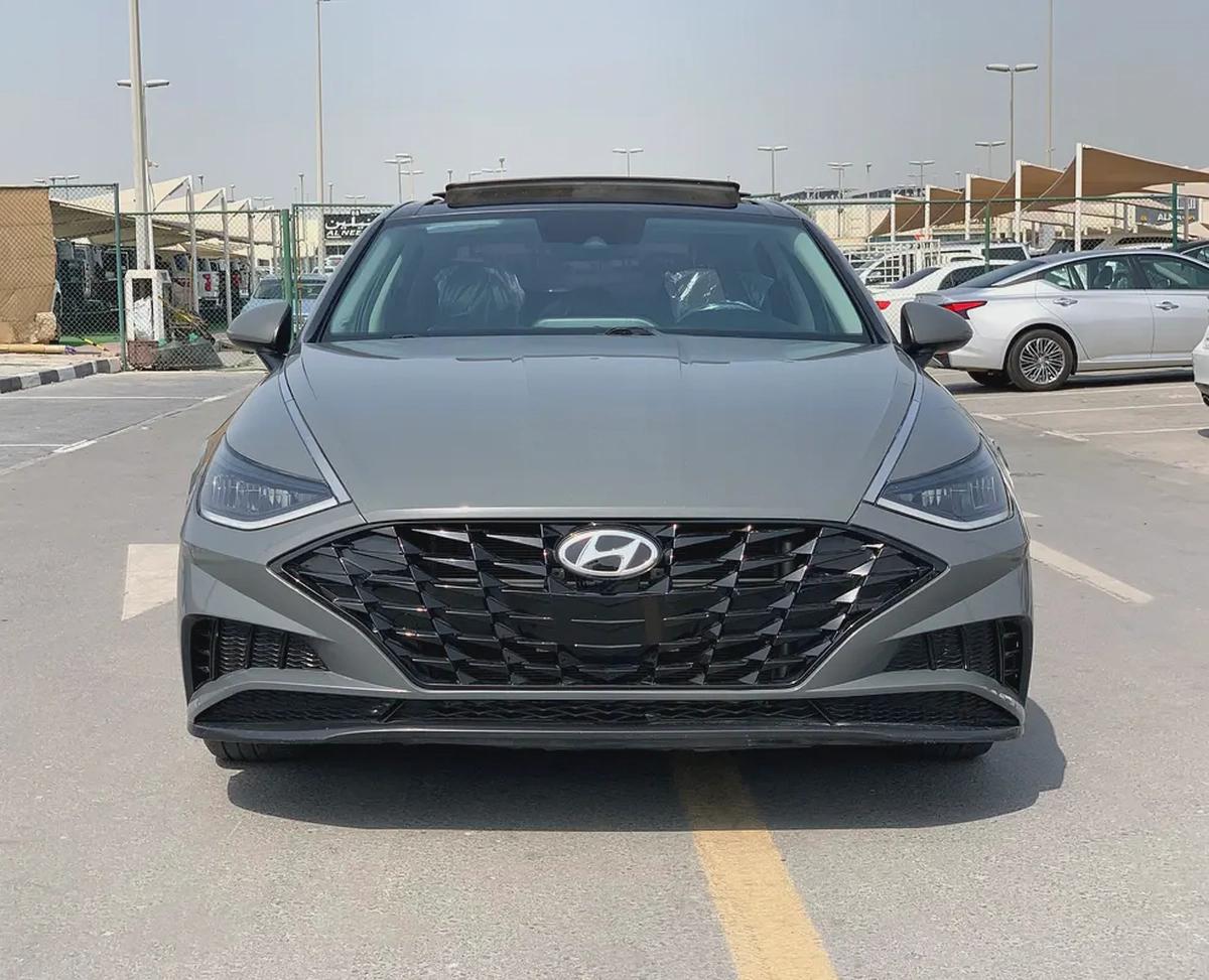 AED 1050 Monthly | Sonata SEL | 2021 Model | USA Specs | Panoramic Sunroof | Excellent Condition-1-1