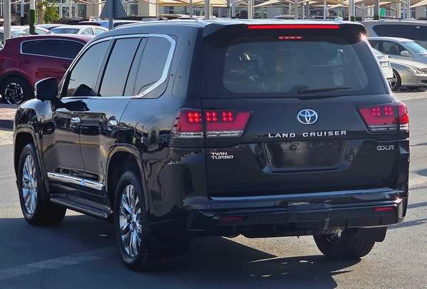 Toyota Land Cruiser GXR V8 Model 2011 Full Options- Special Price