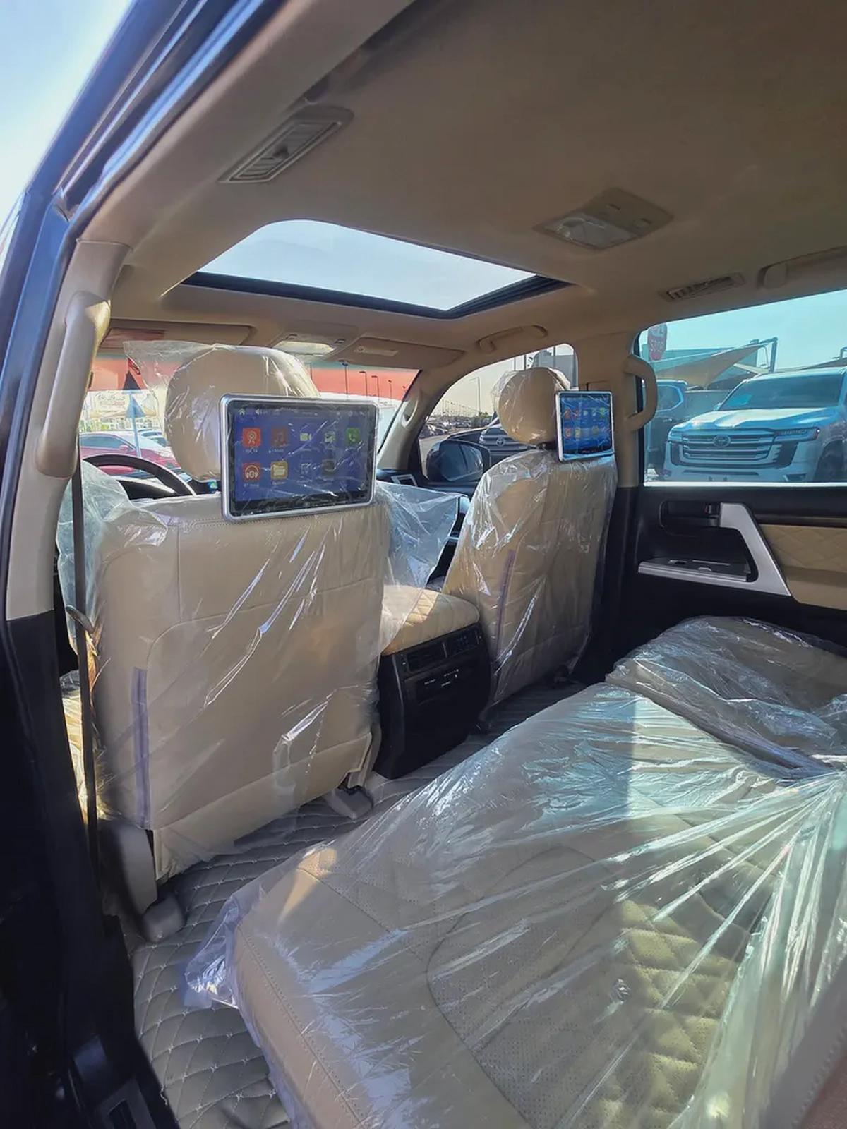 Toyota Land Cruiser GXR V8 Model 2011 Full Options- Special Price-8-8