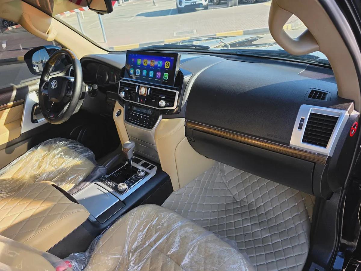 Toyota Land Cruiser GXR V8 Model 2011 Full Options- Special Price-12-12