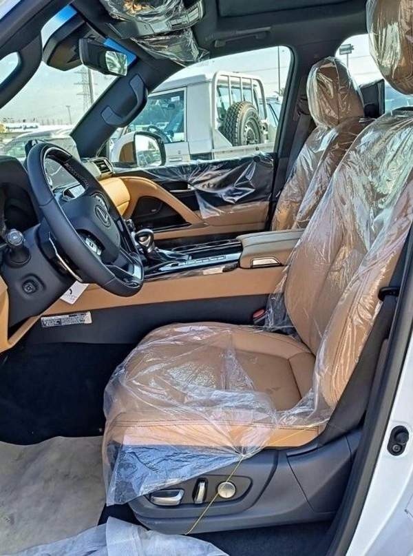 Lexus LX 500 LEXUS LX 500 DIESEL--2022