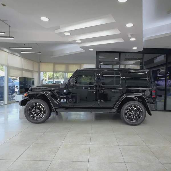 2024 Jeep Wrangler Sahara 4xe