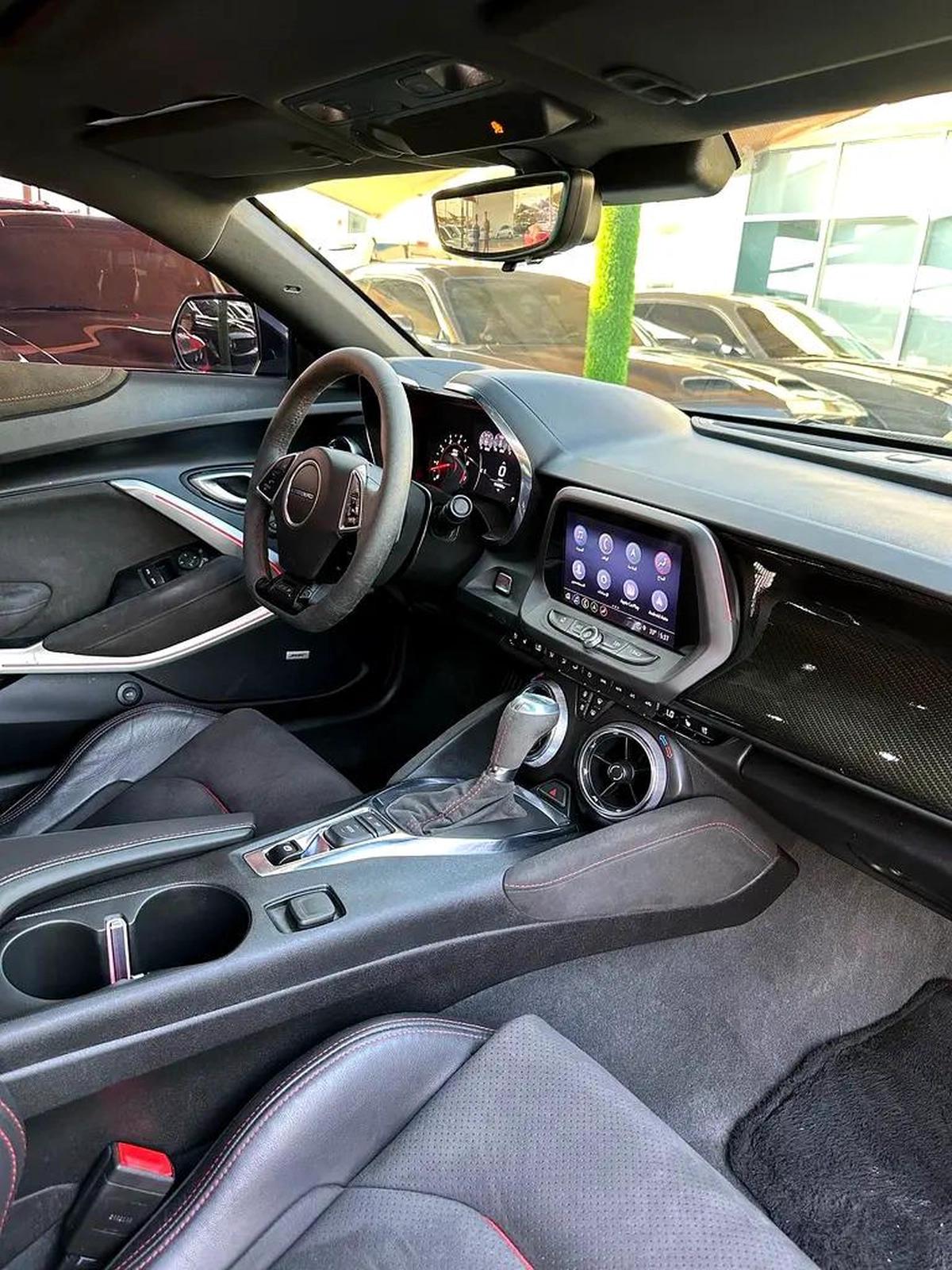 CHEVROLET CAMARO ZL1 GCC 2022 Full service history Original paint Zero accidents Full option Full ca-10-10