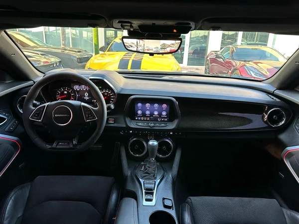 CHEVROLET CAMARO ZL1 GCC 2022 Full service history Original paint Zero accidents Full option Full ca