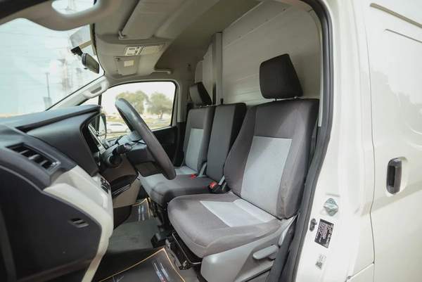 High Roof | Manual | Chiller Van | GCC Specs | Ref#T03380