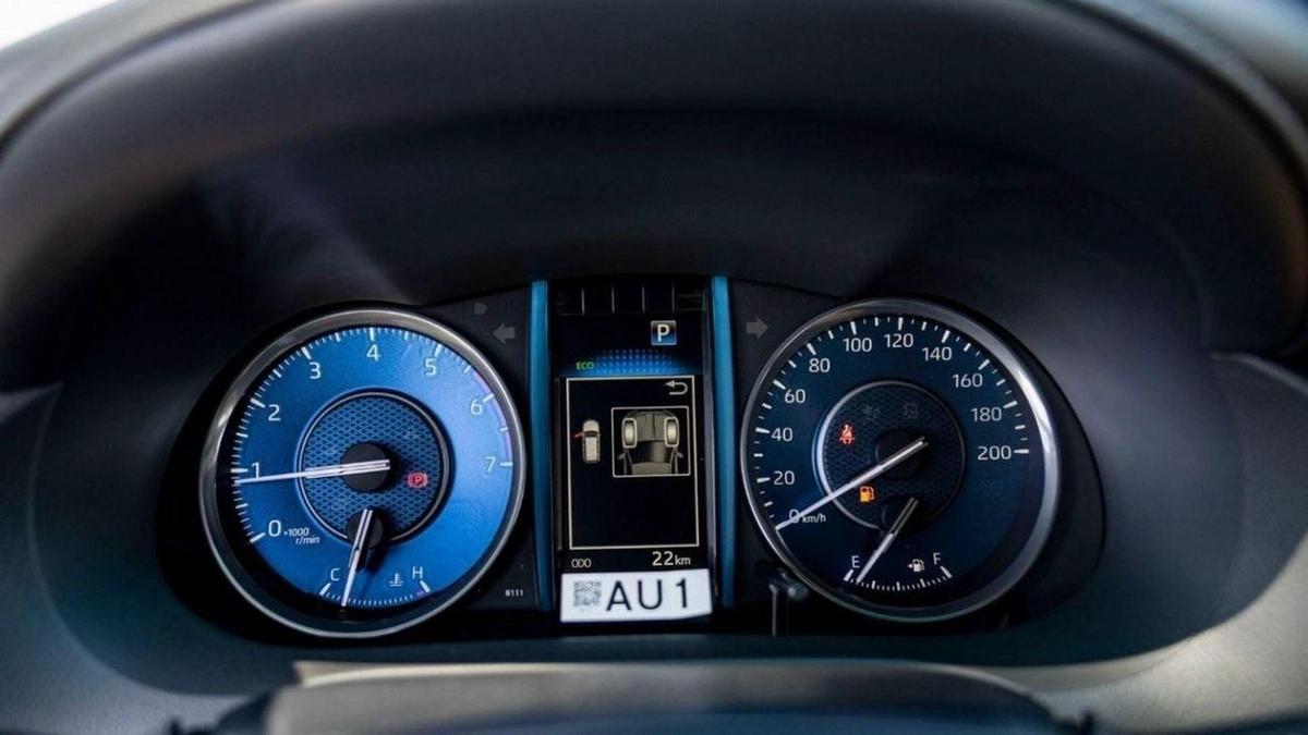 Toyota Fortuner-14-14