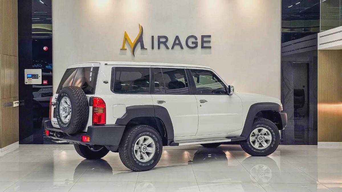 NISSAN - SAFARI - Y61 MT - V6 4.8L - MANUEL - 4WD - UNDER WARRANTY - 2024 - 0 KM - GCC SPECS - 4DOOR-15-15