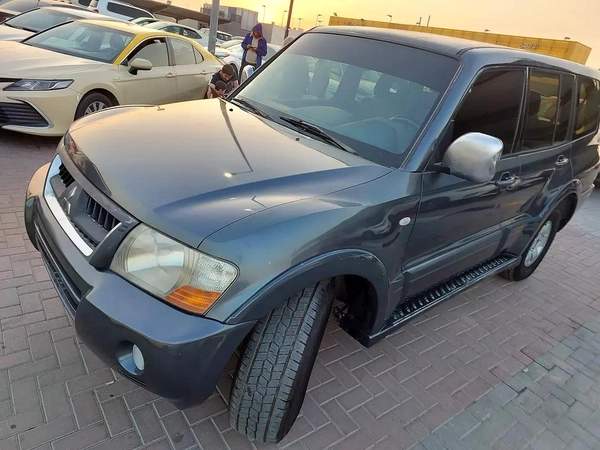 ميتسوبيشي باجيرو 2006