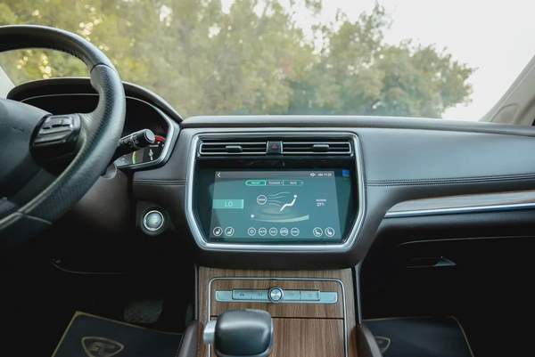 AED 738/Month | Luxury | Free Warranty | GCC Specs | REF#M13936