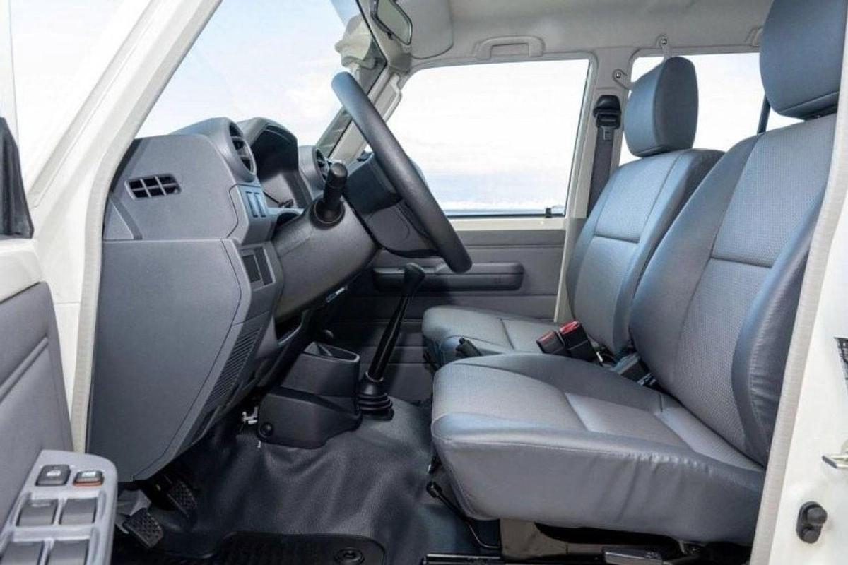 Toyota Land Cruiser 70 LC76 HARDTOP 5DOOR 4.5L V8 DIESEL-9-9