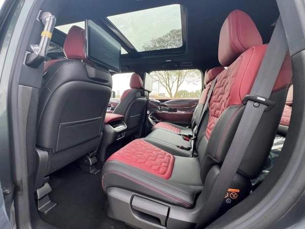 Nissan Patrol SE PLATINUM