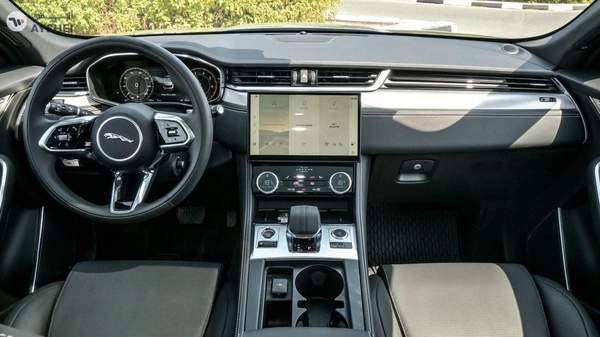 Jaguar F Pace R Dynamic