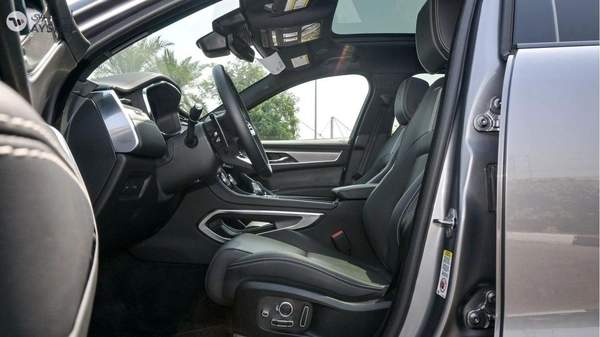 Jaguar F Pace R Dynamic