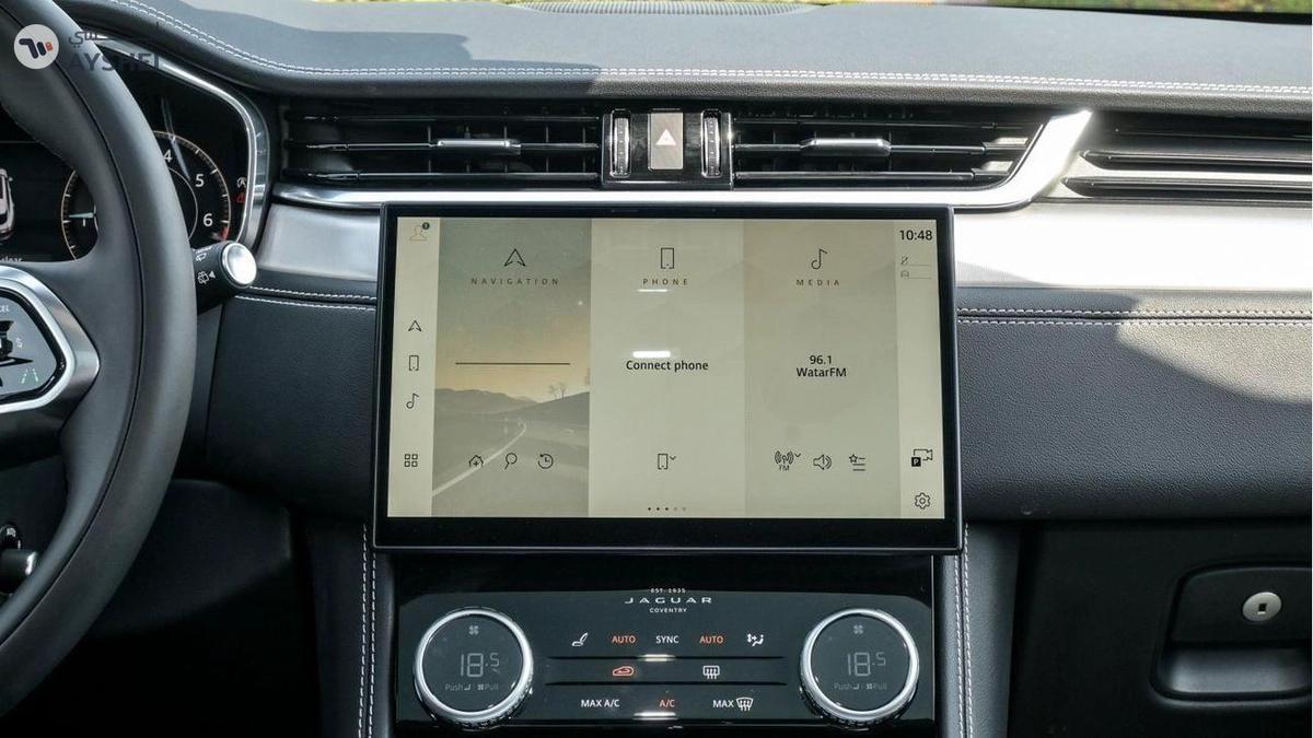 Jaguar F Pace R Dynamic-8-8