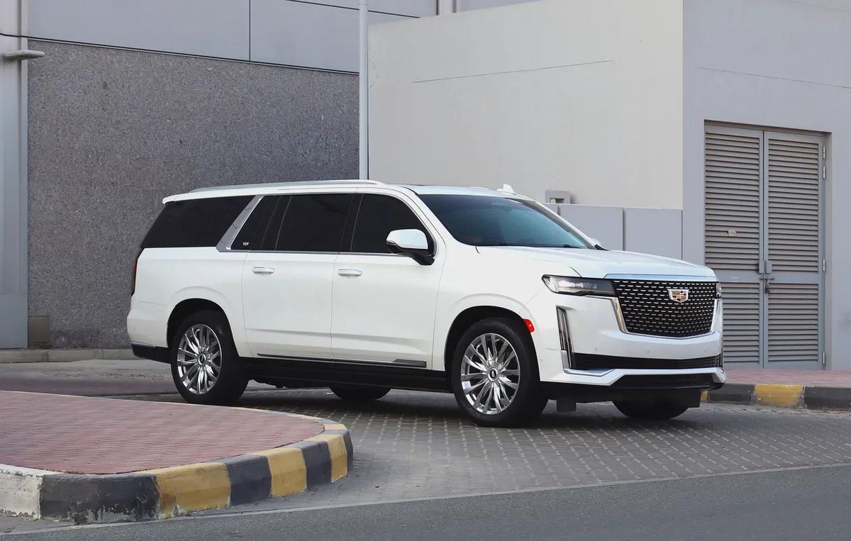 Cadillac Escalade 600 -Model 2022 - Long Wheelbase (ESV) CANDA IMPORT-1-1