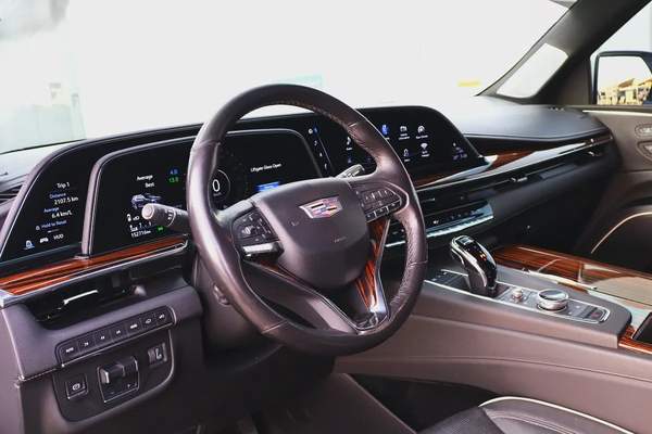 Cadillac Escalade 600 -Model 2022 - Long Wheelbase (ESV) CANDA IMPORT