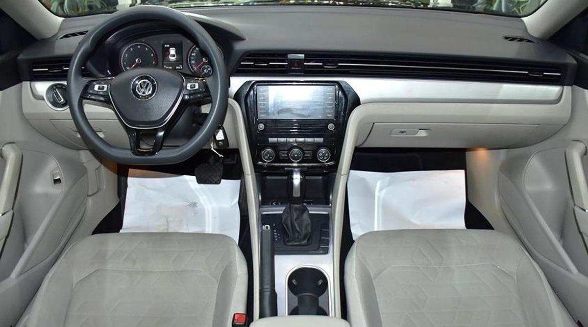Volkswagen Passat ( 2020 Model ) in Black Color GCC Specs-7-7